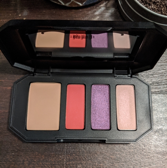 Kat Von D Other - Kat Von D eyeshadow palette